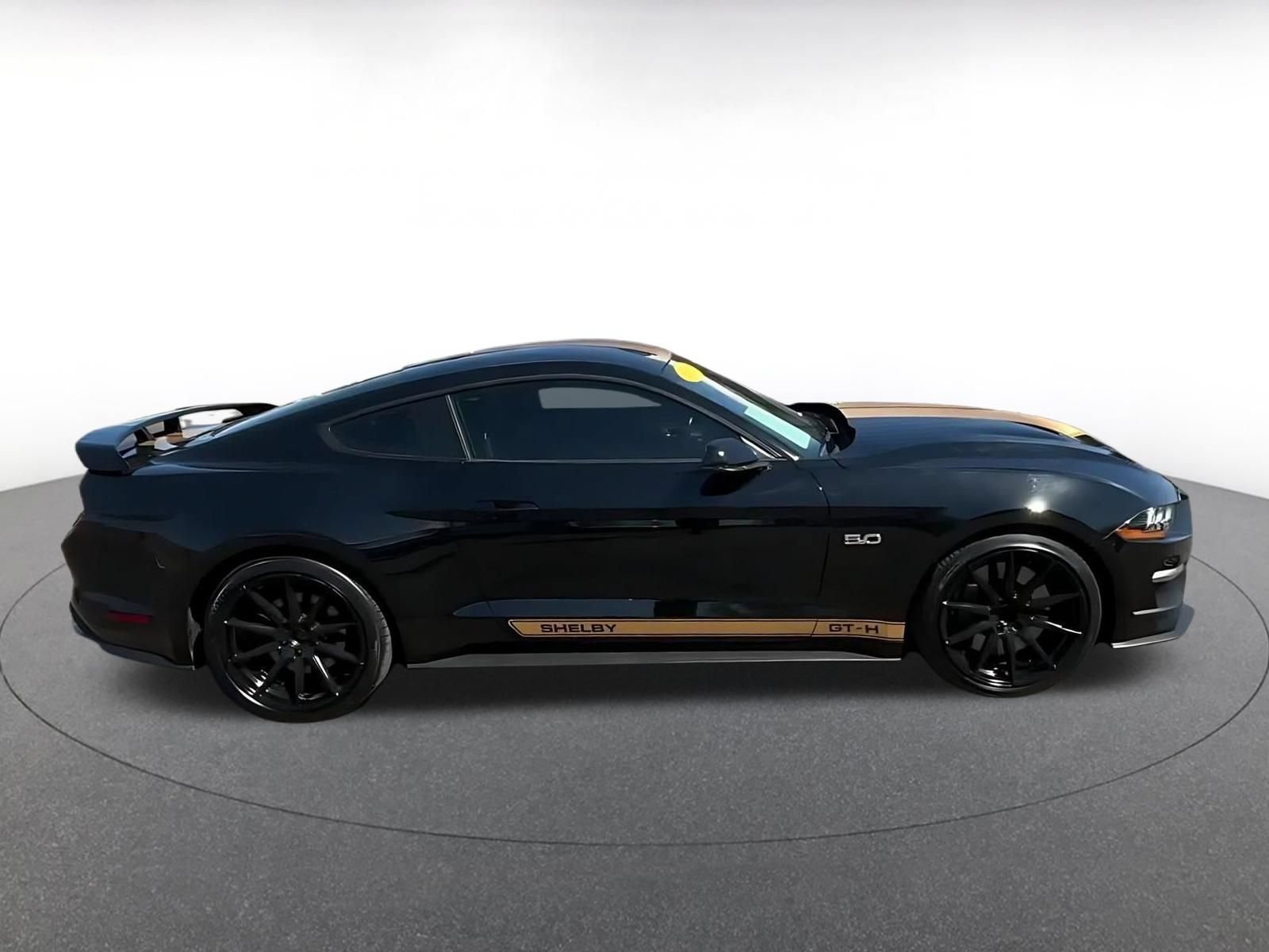 Used 2022 Ford Mustang GT Premium w/ GT Performance Package RWD image 15