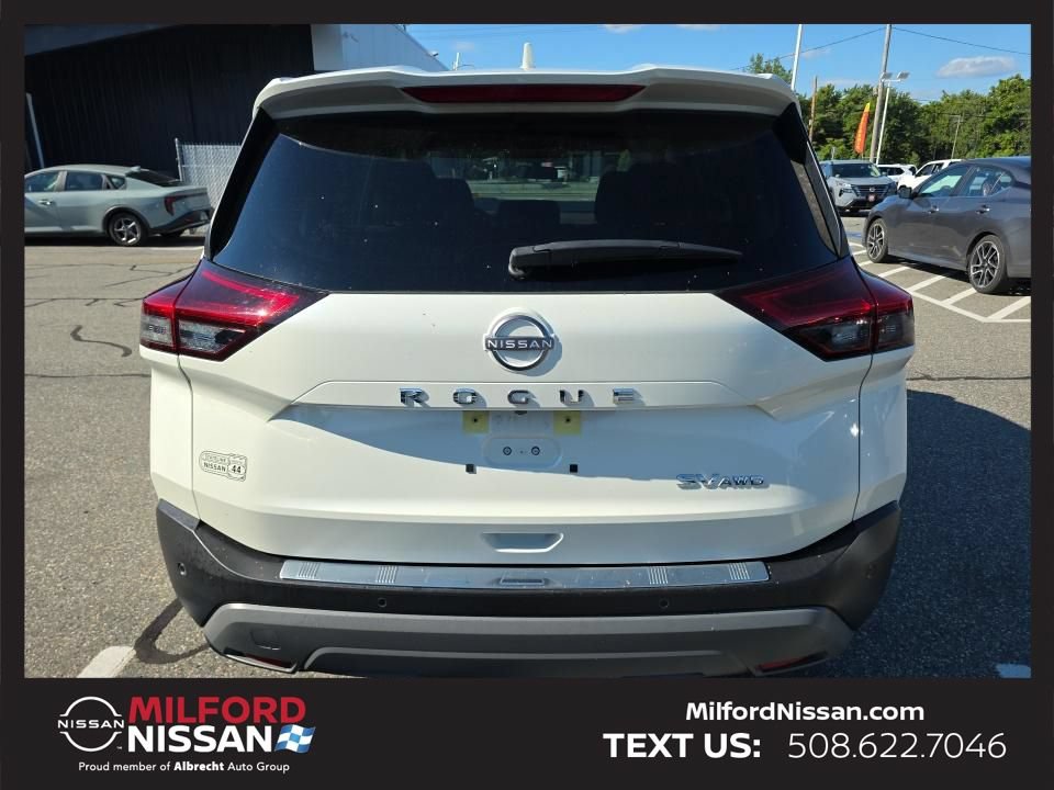 Certified 2023 Nissan Rogue SV AWD/4WD image 4