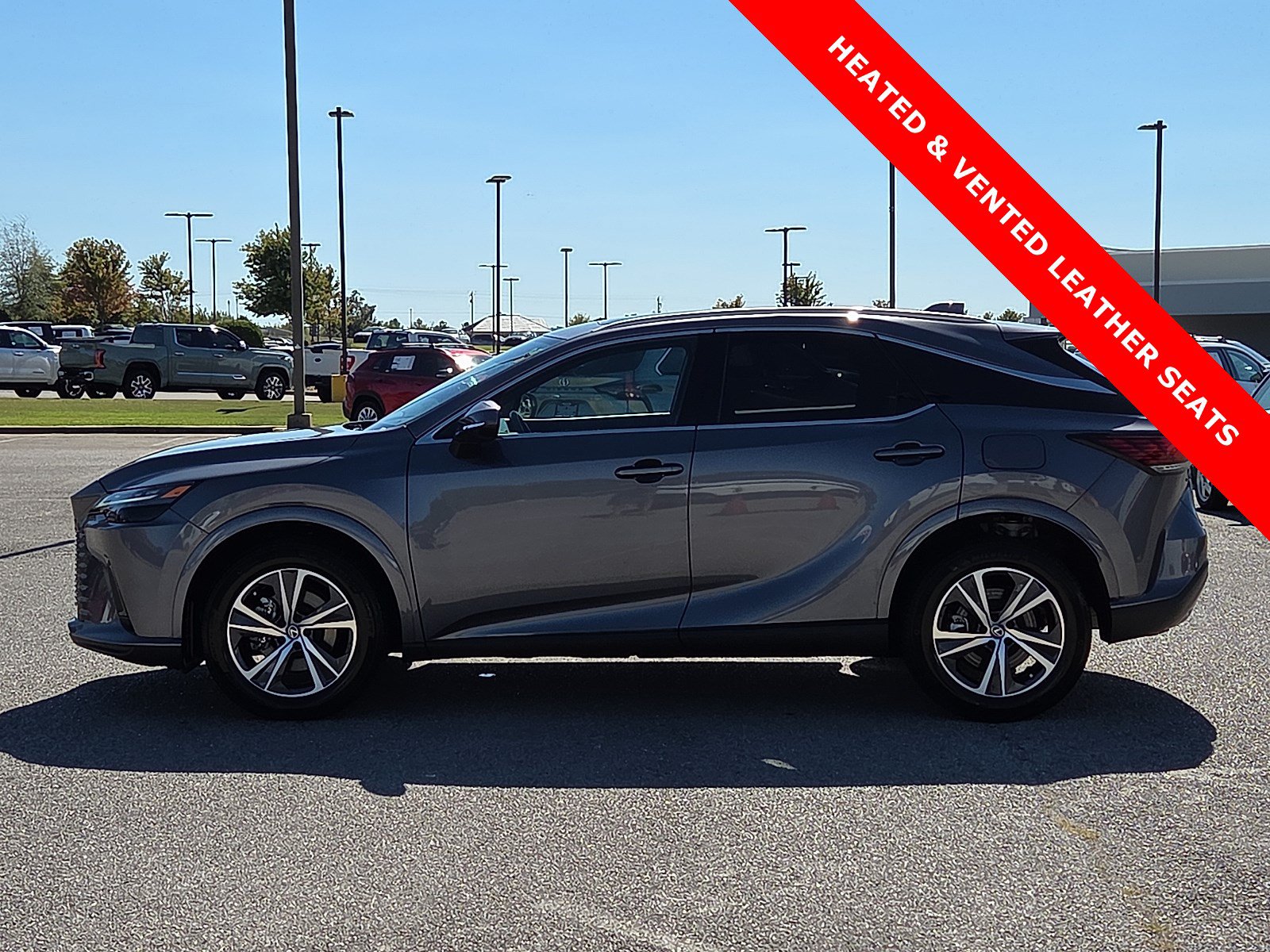 Used 2023 Lexus RX 350 Premium w/ Accessory Package (Z1) AWD/4WD image 3