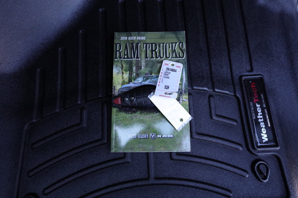 Used 2016 RAM 1500 Express AWD/4WD image 40