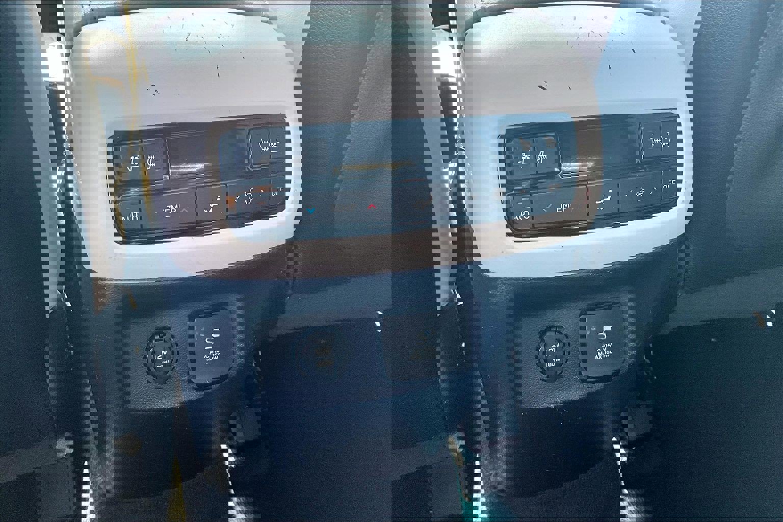 Used 2023 Hyundai Palisade Calligraphy image 40