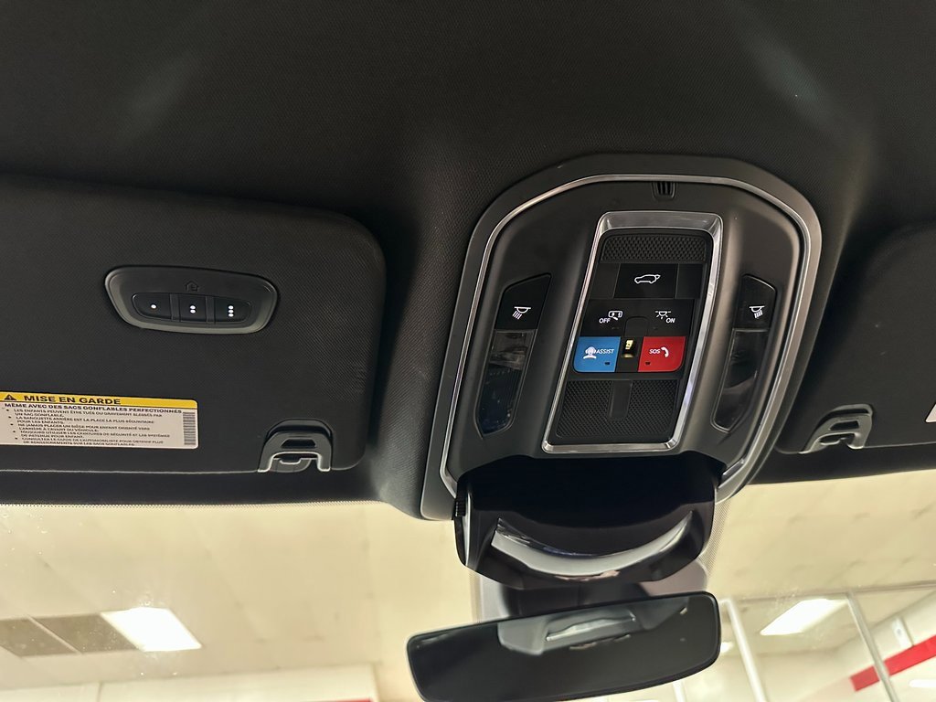 Used 2022 Jeep Wagoneer Series II image 35