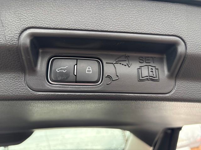 Used 2025 Ford Explorer Platinum w/ Ultimate Package image 25