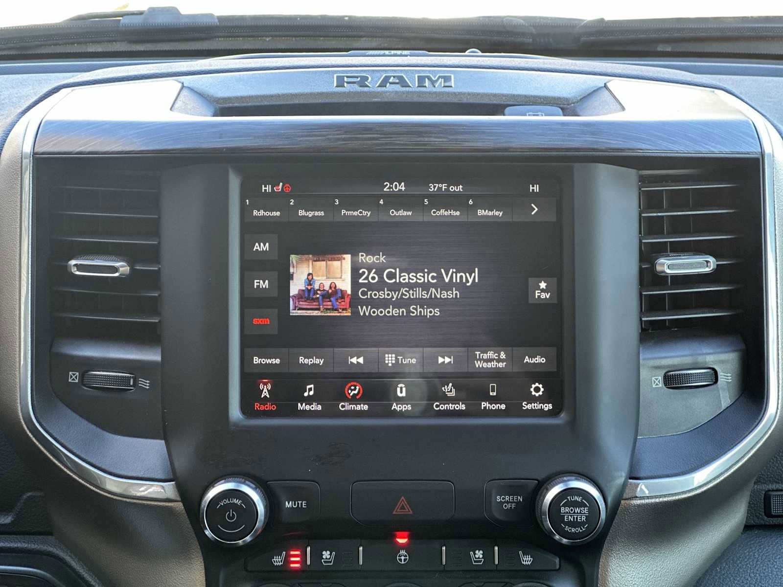 Used 2020 RAM 1500 Laramie image 12