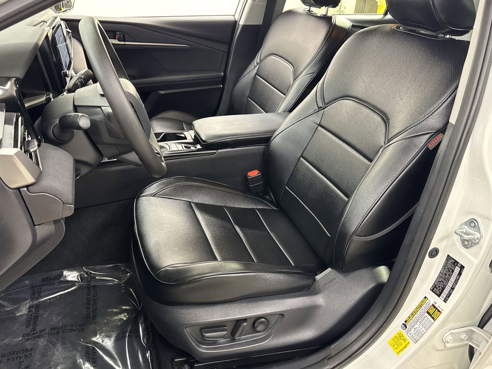 Used 2025 Toyota Camry LE image 17