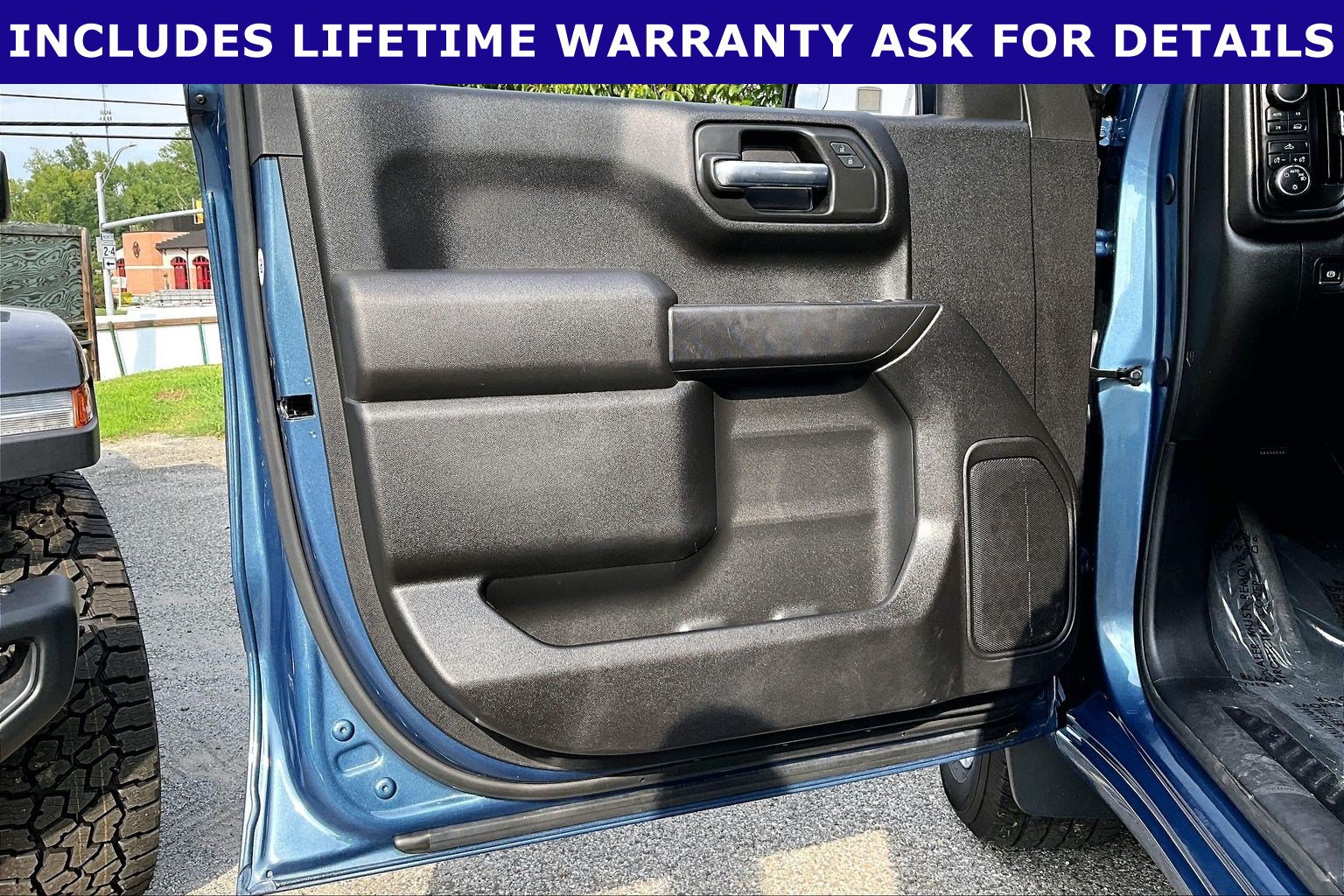 Used 2024 Chevrolet Silverado 1500 Custom AWD/4WD image 18
