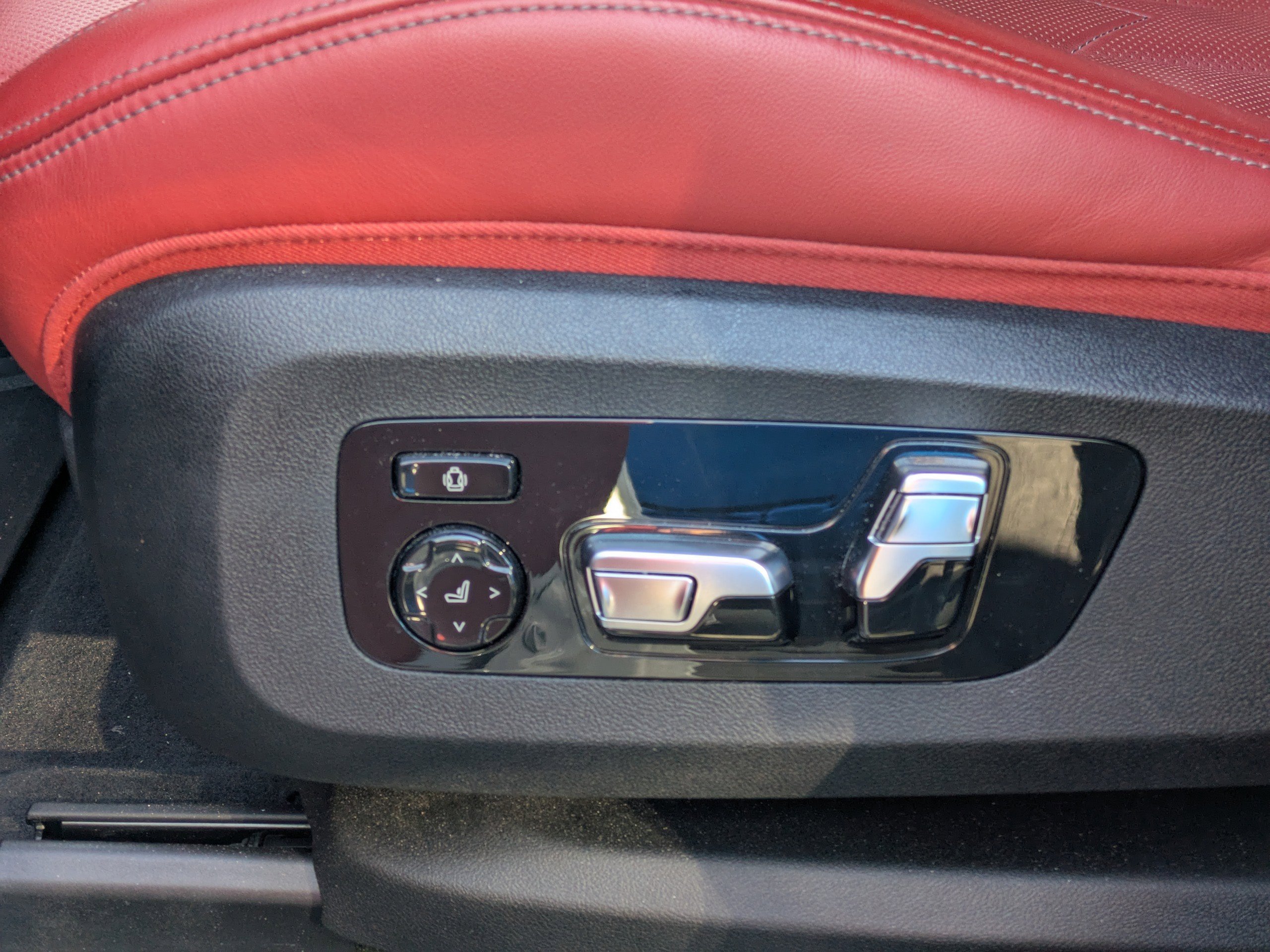 Used 2024 BMW XM AWD/4WD image 23