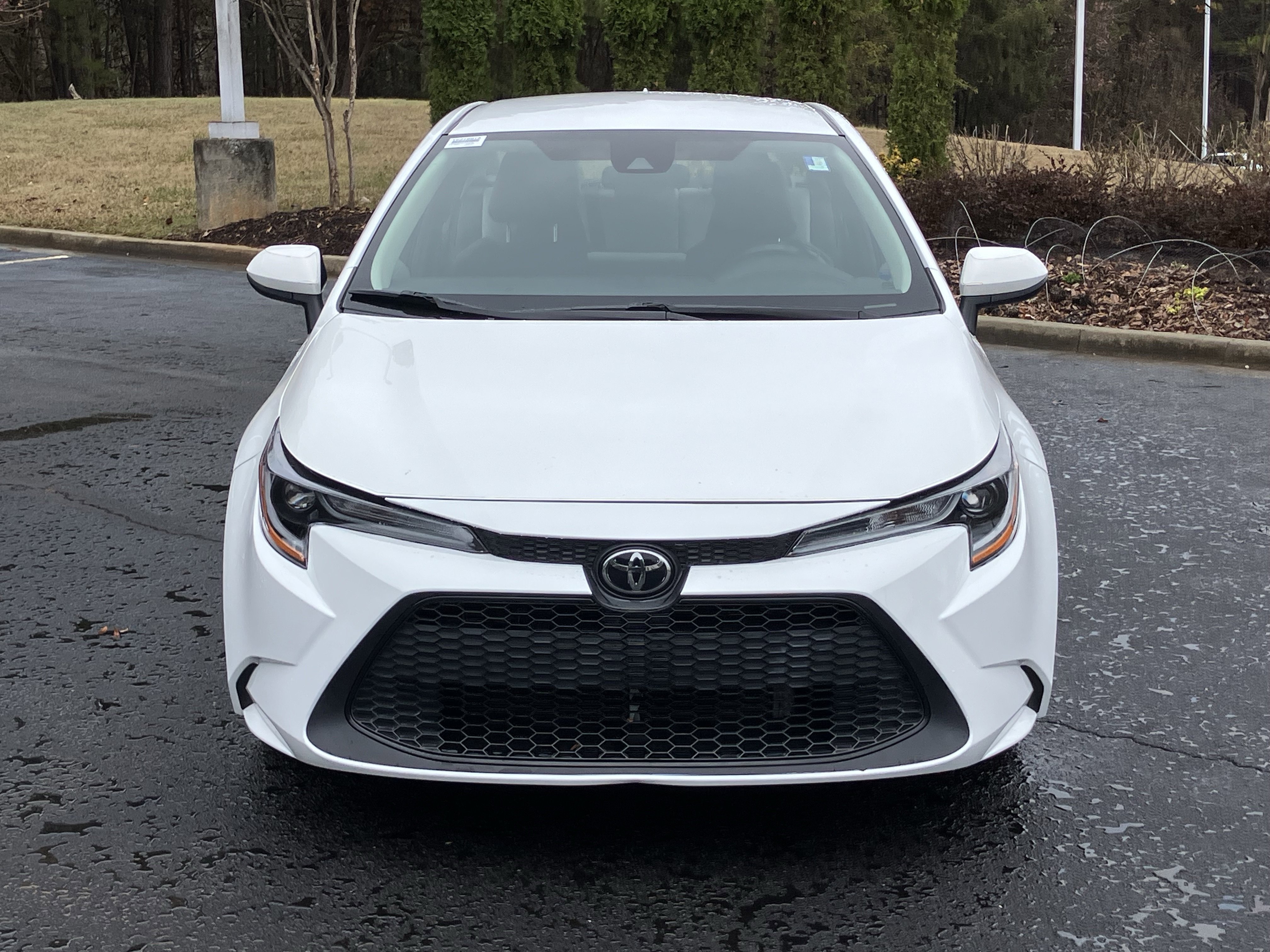 Used 2020 Toyota Corolla L image 3