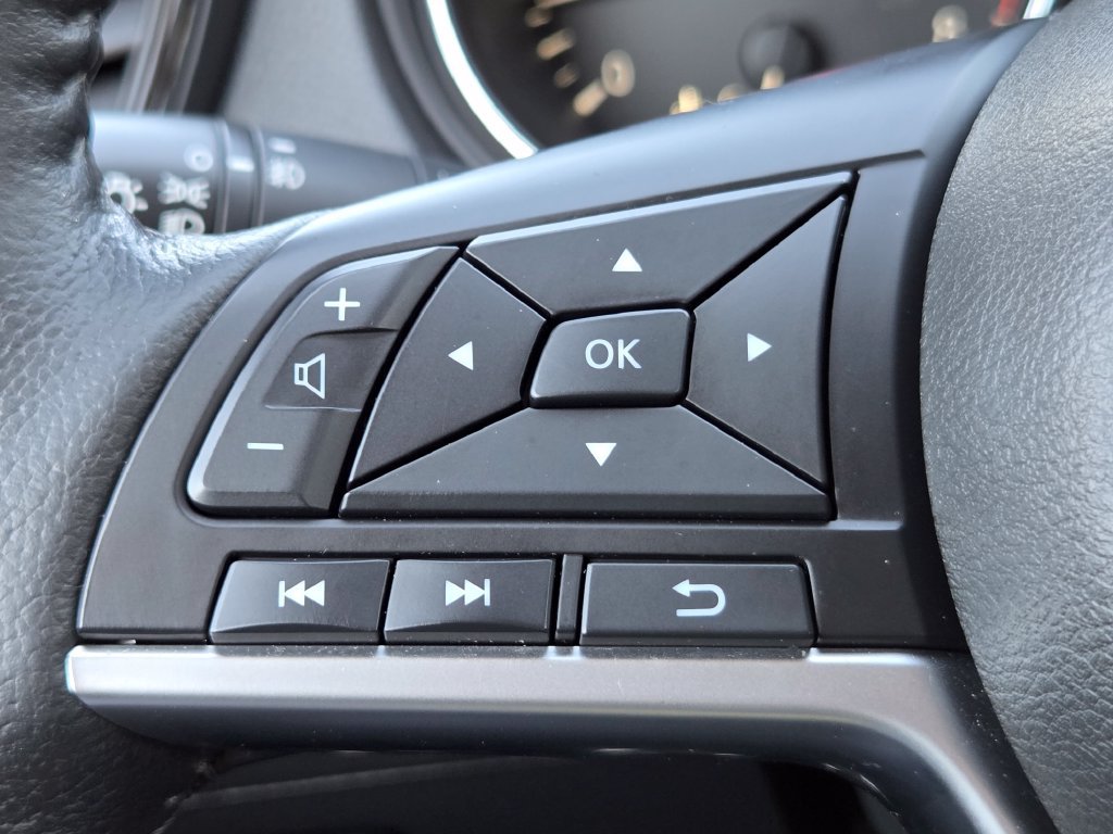 Used 2019 Nissan Rogue SL w/ Premium Package AWD/4WD image 15