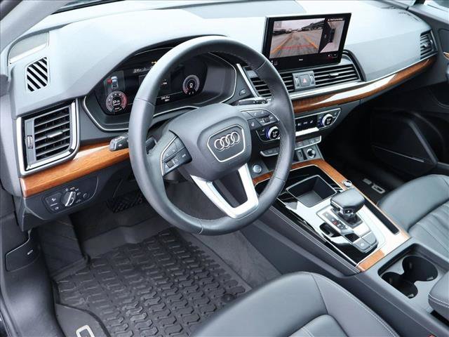 Used 2023 Audi Q5 2.0T Premium Plus w/ Premium Plus Package AWD/4WD image 13