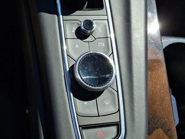 Certified 2023 Cadillac Escalade Sport Platinum w/ LPO, Floor Liner Package AWD/4WD image 27