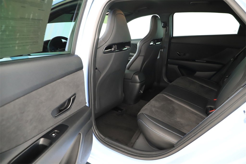 Used 2025 Hyundai Elantra N image 26