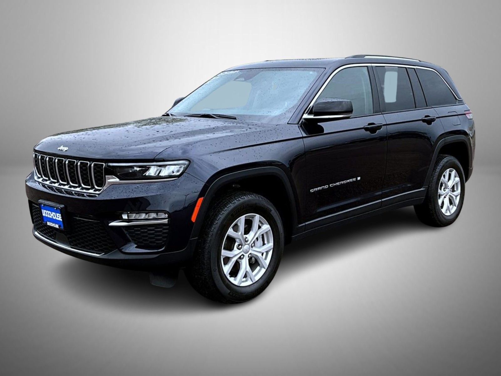Used 2024 Jeep Grand Cherokee Limited AWD/4WD image 1