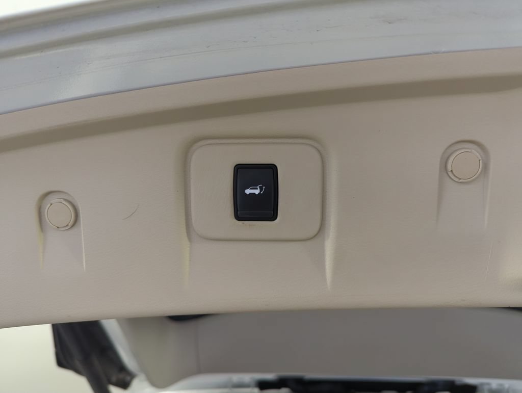 Used 2018 Nissan Murano SL FWD image 29