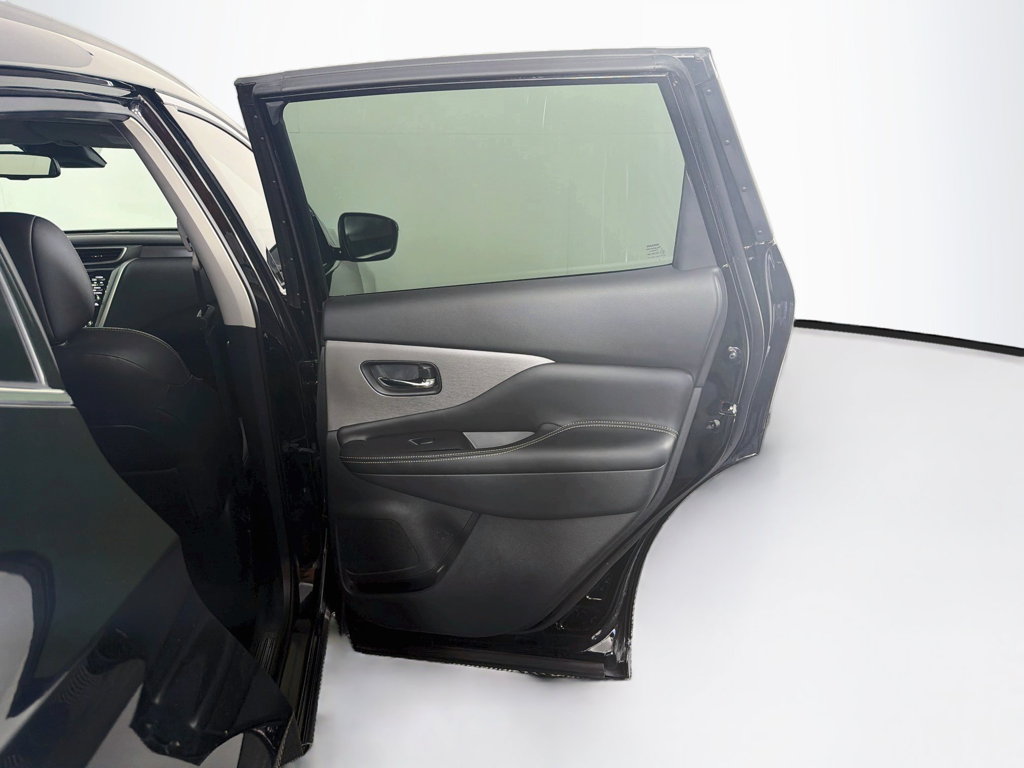 Used 2024 Nissan Murano SV w/ SV Midnight Edition Package FWD image 30
