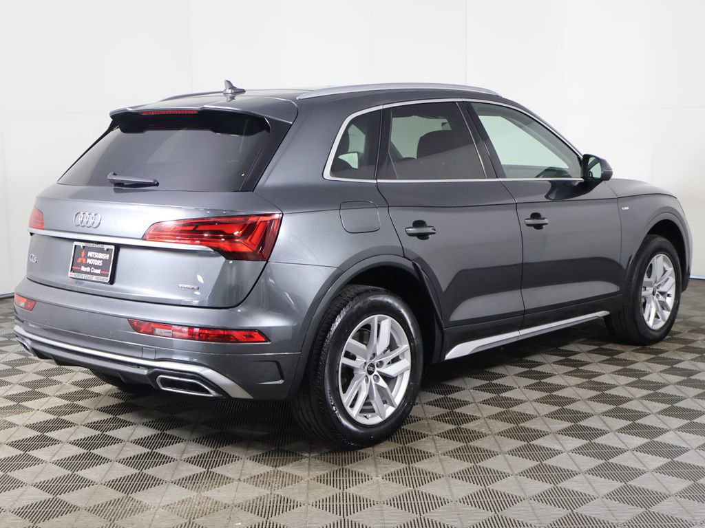 Used 2023 Audi Q5 2.0T Premium w/ Convenience Package image 11