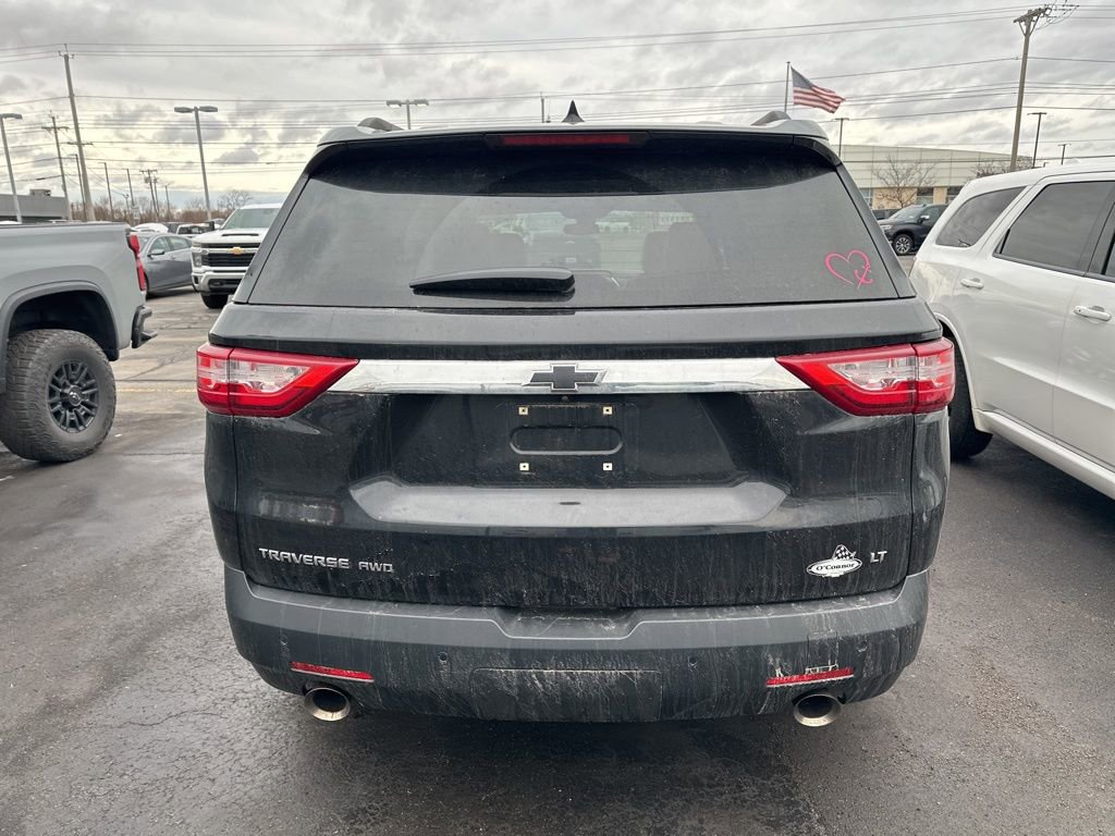 Used 2021 Chevrolet Traverse LT image 3