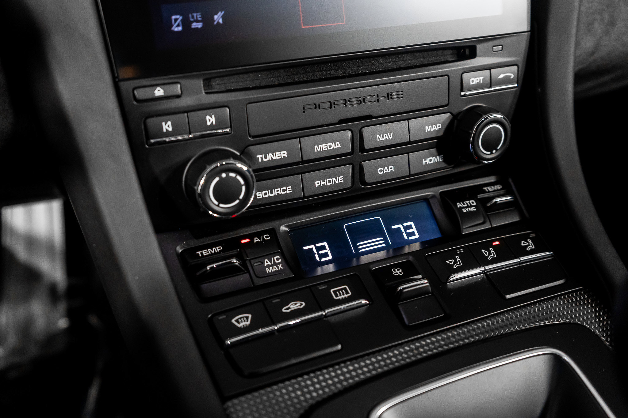 Used 2018 Porsche 911 GT2 RS w/ Weissach Package image 42