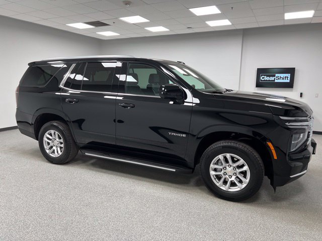 Used 2025 Chevrolet Tahoe LT AWD/4WD image 11