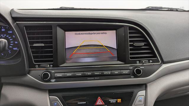 Used 2017 Hyundai Elantra SE FWD image 29
