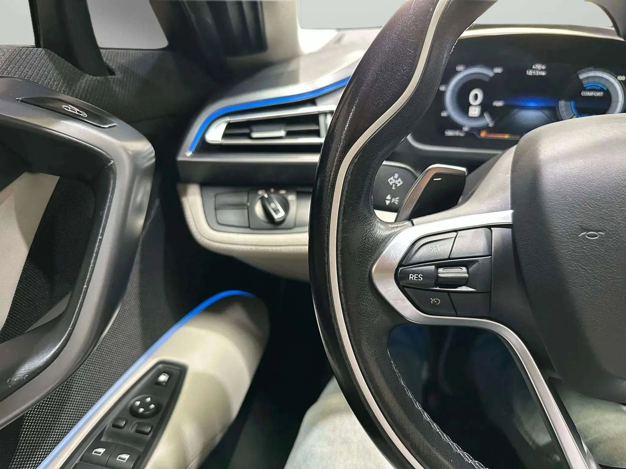 Used 2016 BMW i8 image 49