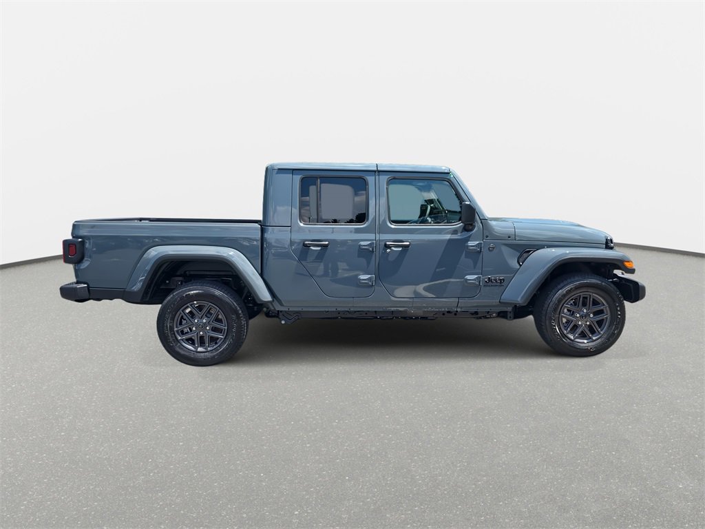 New 2025 Jeep Gladiator Sport image 4