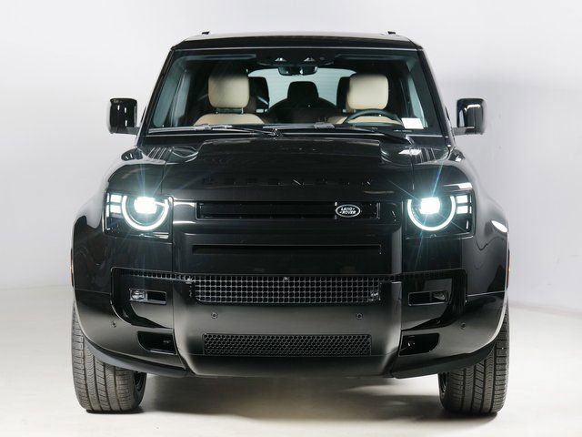 New 2026 Land Rover Defender 130 X-Dynamic SE AWD/4WD image 8