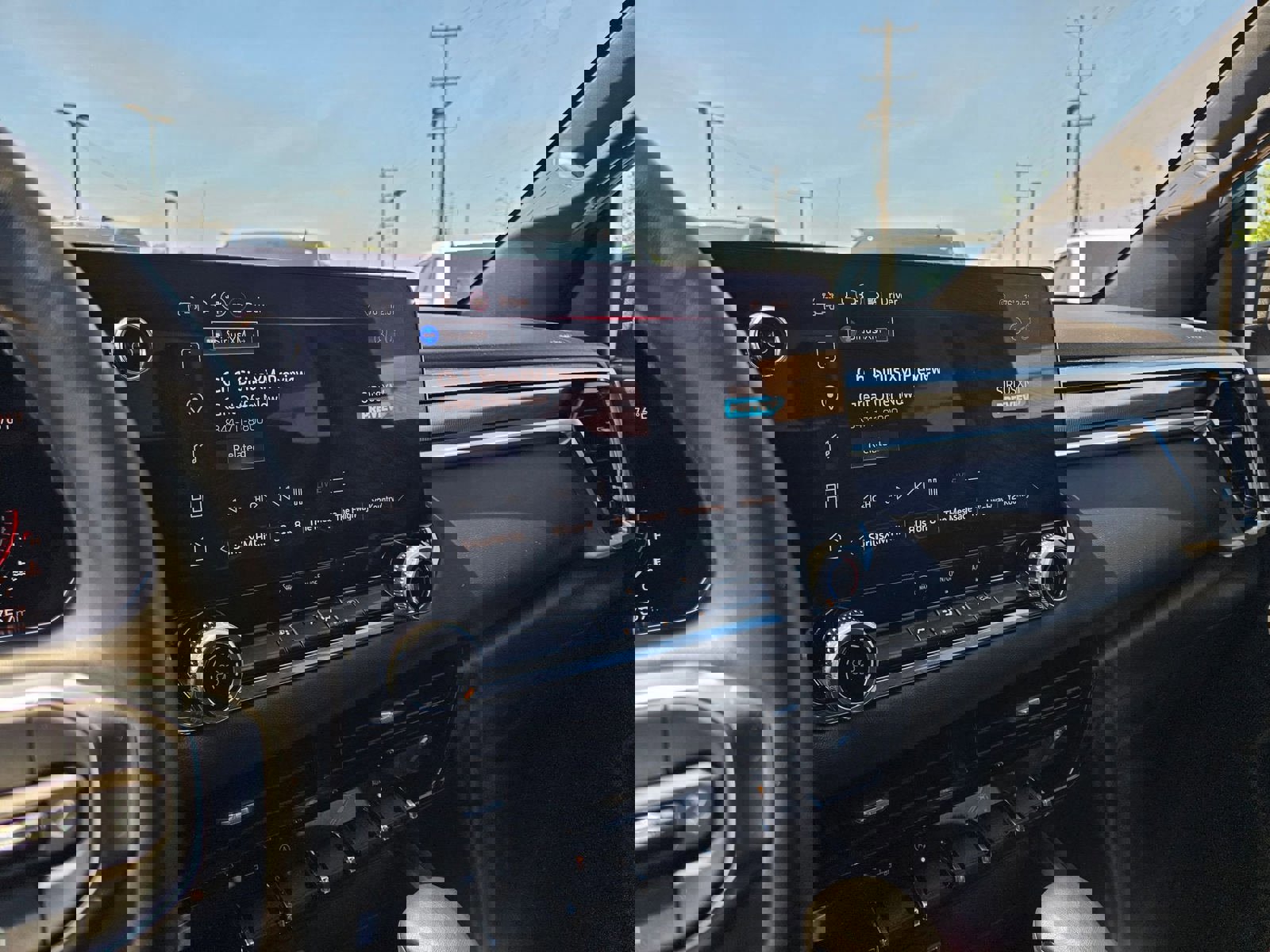 Used 2024 GMC Canyon Elevation image 17