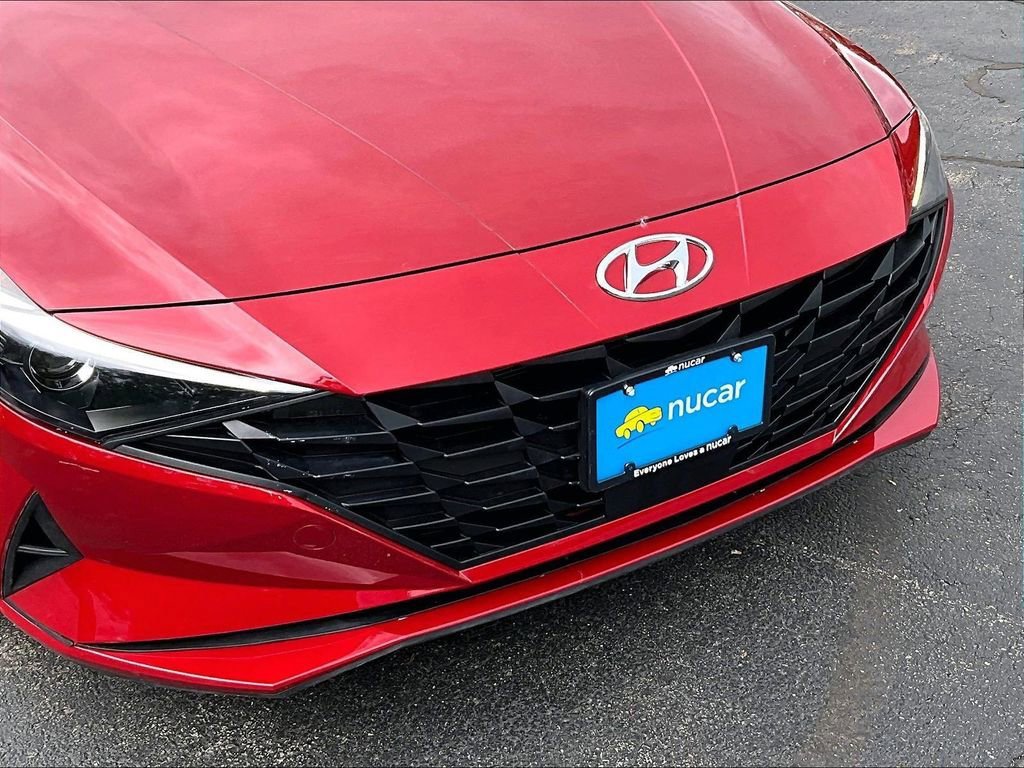 Used 2023 Hyundai Elantra SEL w/ Convenience Package FWD image 29