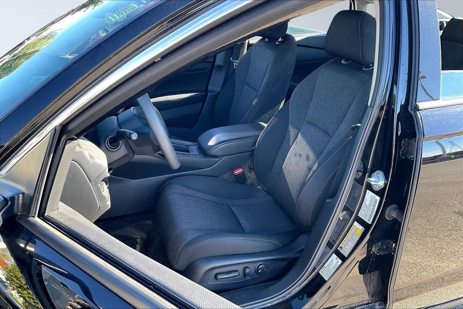 Used 2023 Honda Accord EX image 24