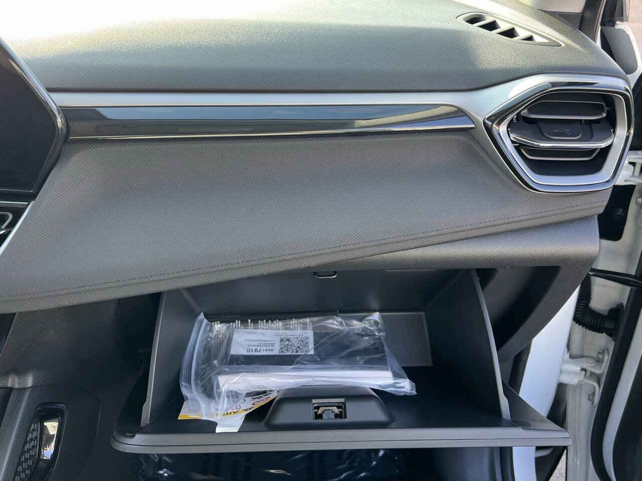 Used 2025 Chevrolet TrailBlazer LT w/ Driver Confidence Package image 33