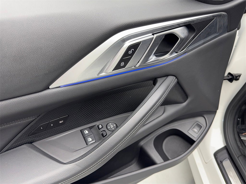 Used 2023 BMW 430i Coupe w/ Convenience Package image 32
