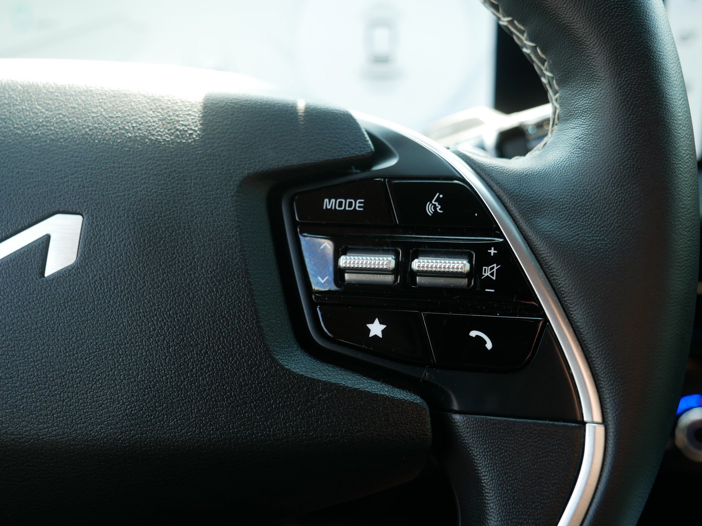Certified 2023 Kia EV6 GT-Line AWD/4WD image 29