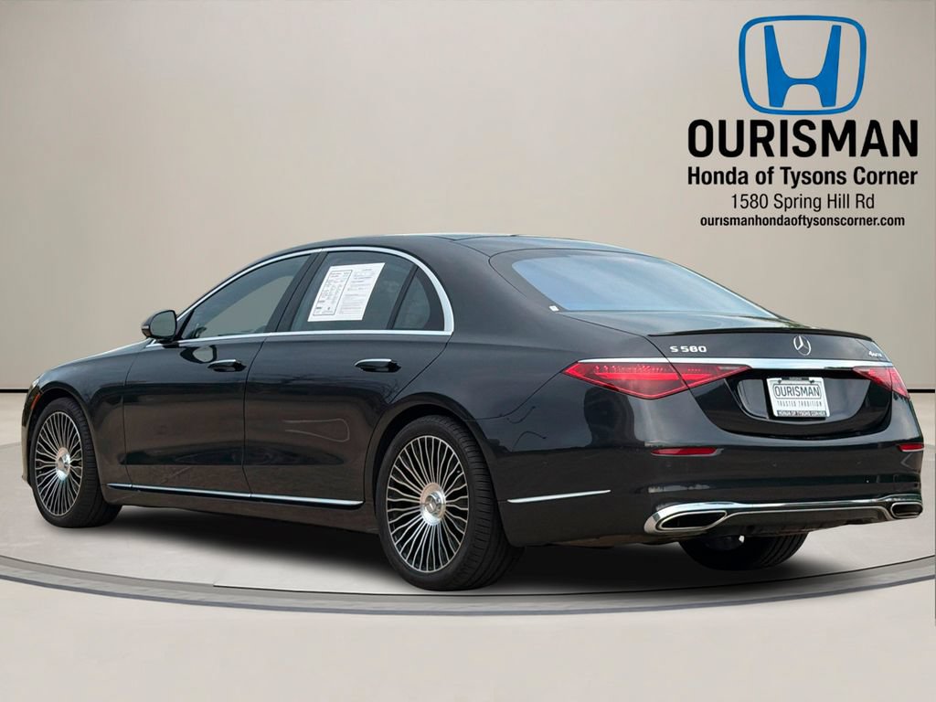 Used 2022 Mercedes-Benz S 580 4MATIC Sedan w/ Rear Seat Package image 3
