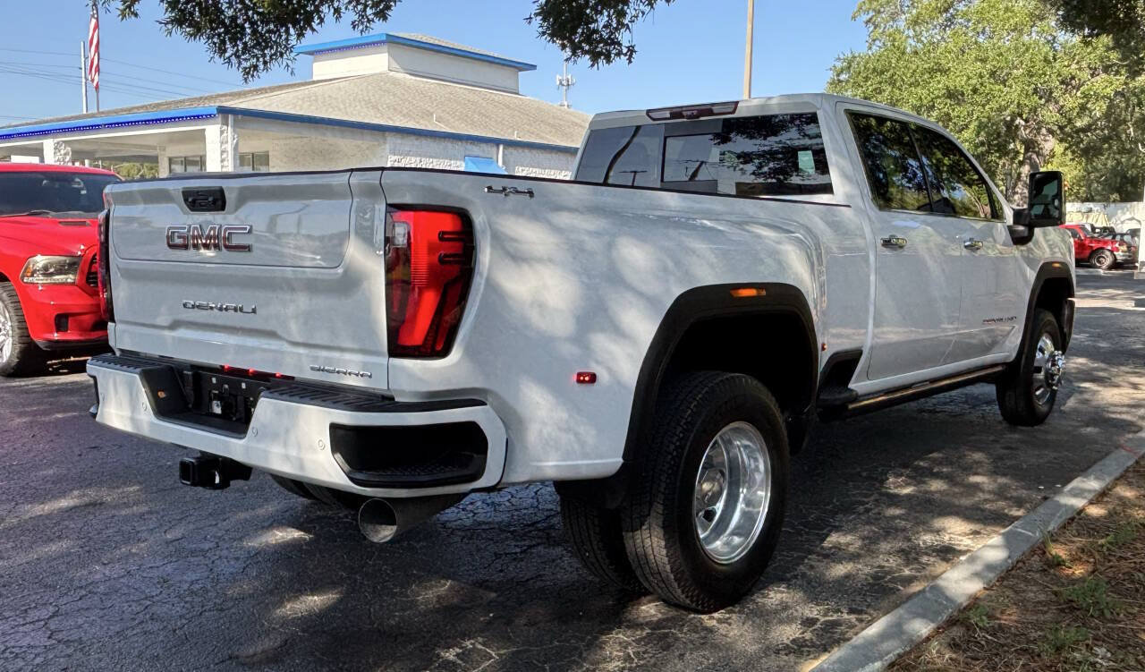 Used 2025 GMC Sierra 3500 Denali w/ Denali Reserve Package AWD/4WD image 10