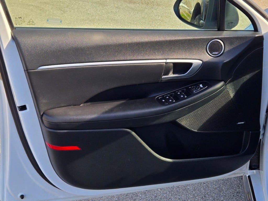 Used 2022 Hyundai Sonata SEL image 17
