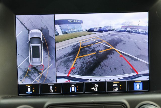 Used 2023 GMC Terrain Denali w/ Denali Premium Package image 32