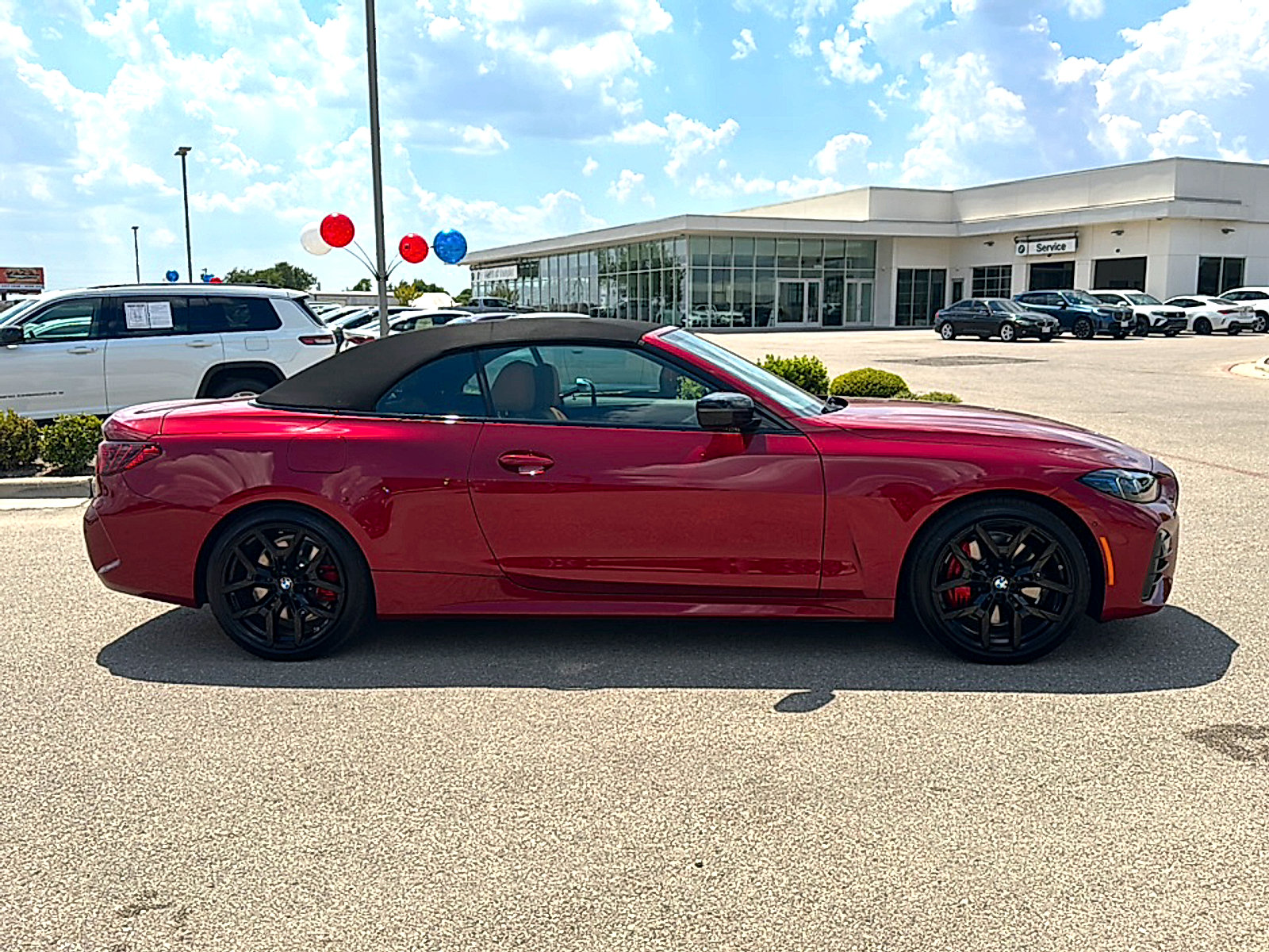 Used 2027 BMW 430i Convertible w/ M Sport Package RWD image 9