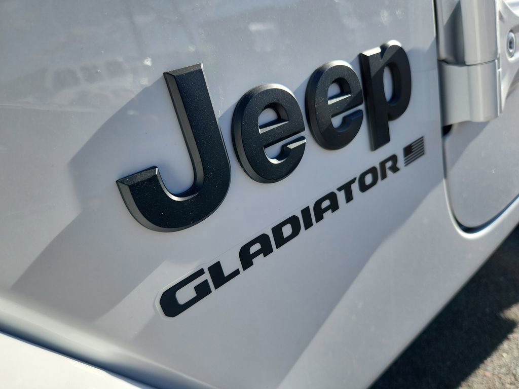 New 2026 Jeep Gladiator Sport AWD/4WD image 7