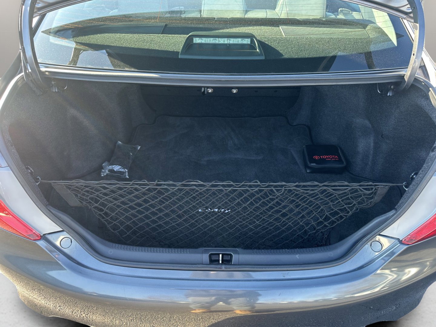 Used 2014 Toyota Camry XLE image 7