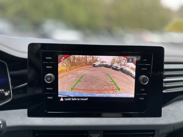 Used 2025 Volkswagen Jetta SE image 10