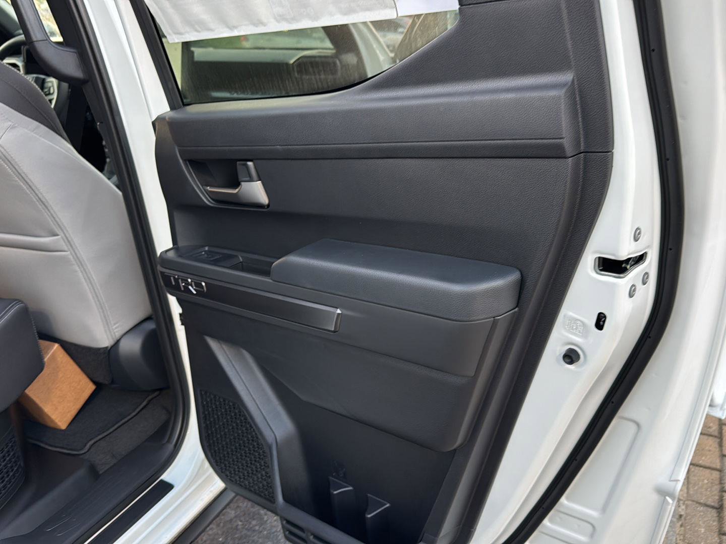 New 2025 Toyota Tacoma TRD Off-Road image 13