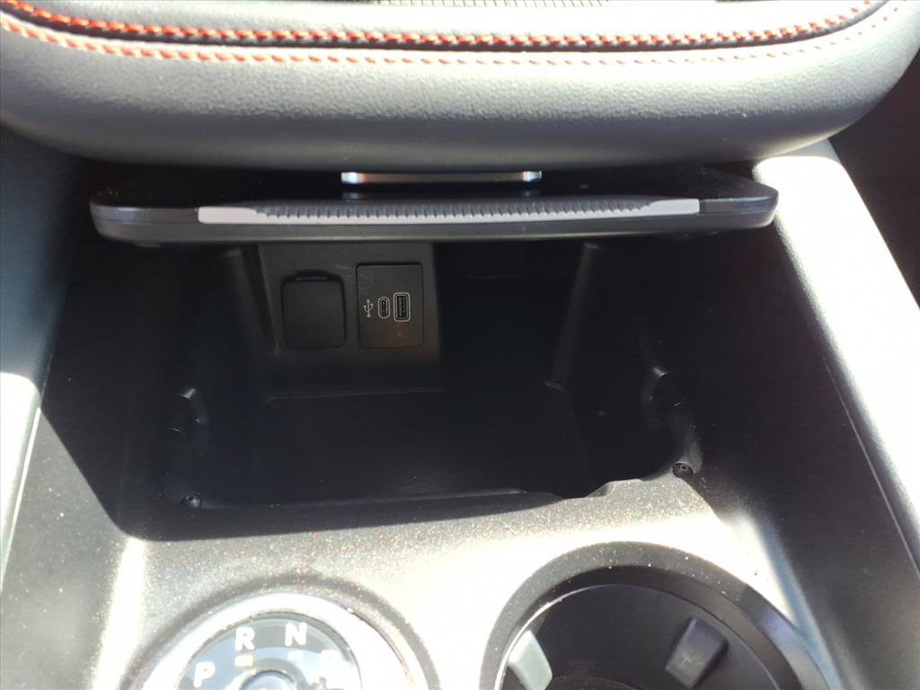 Used 2025 Ford Explorer ST-Line w/ ST-Line Street Pack AWD/4WD image 12
