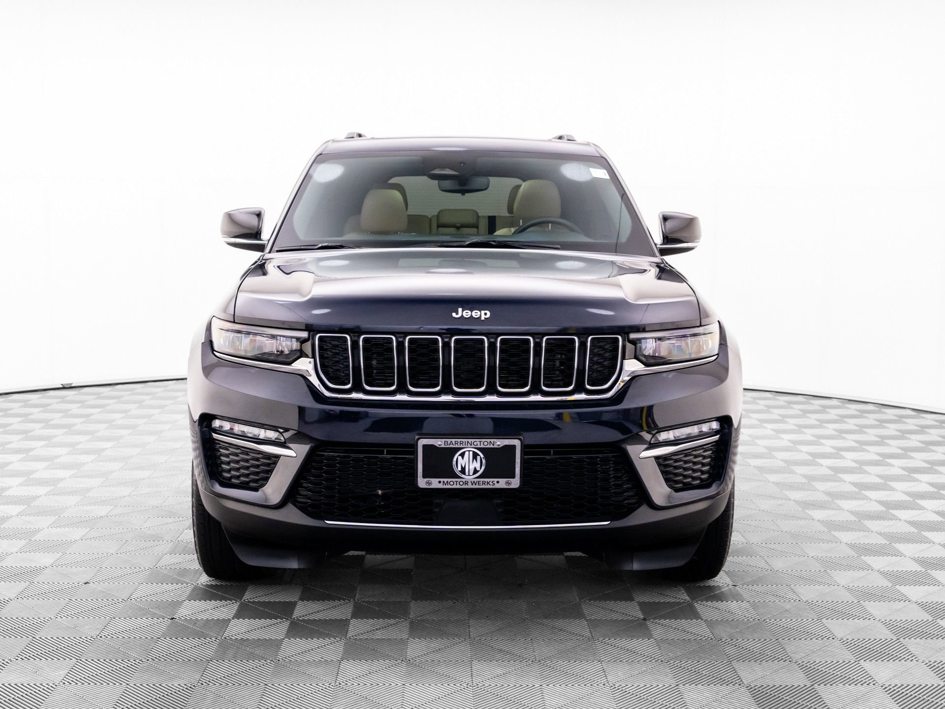 Used 2023 Jeep Grand Cherokee Limited image 8