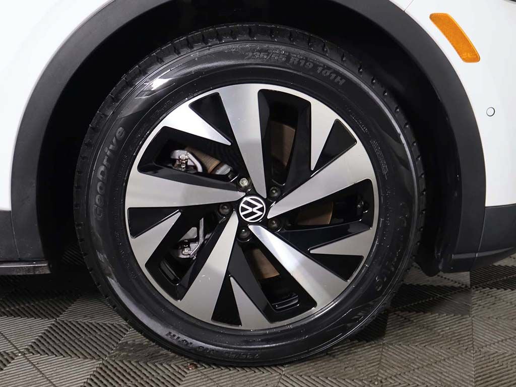 Used 2024 Volkswagen ID.4 2WD image 20