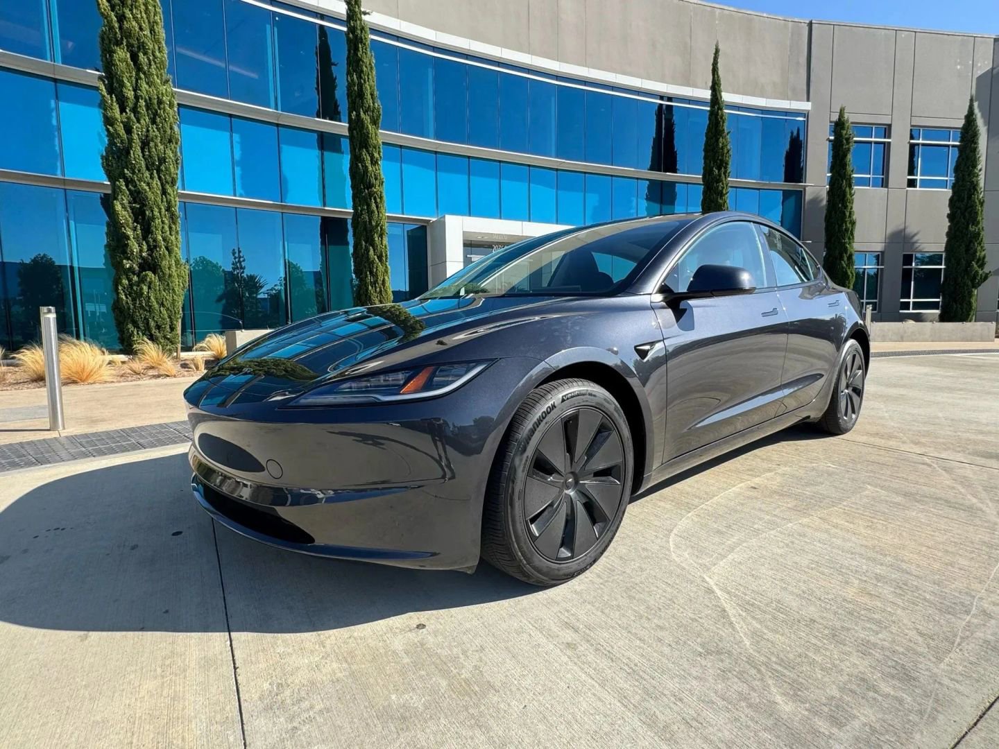 Used 2024 Tesla Model 3 Standard Range image 46