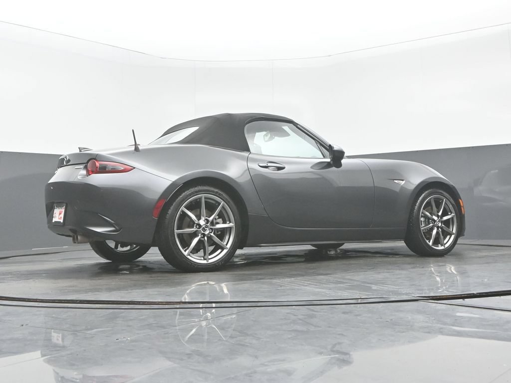 Used 2022 MAZDA MX-5 Miata Grand Touring w/ Weather Package RWD image 28