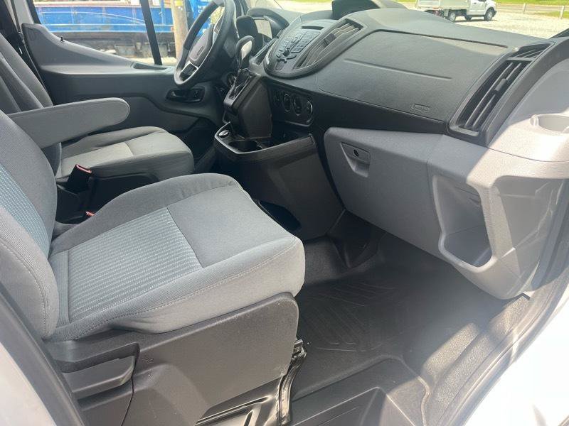 Used 2019 Ford Transit 150 130 Low Roof RWD image 8