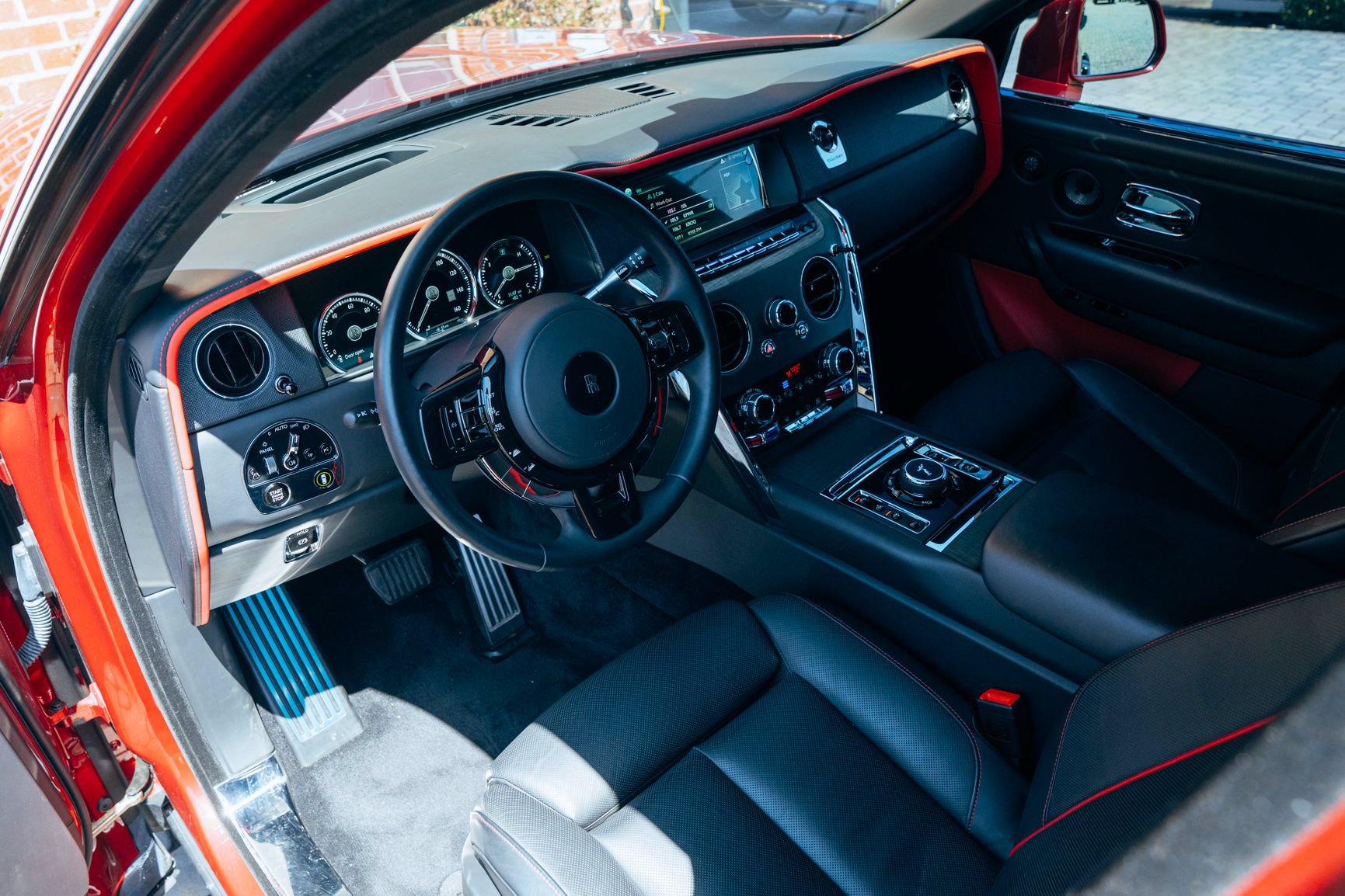 Used 2023 Rolls-Royce Cullinan AWD/4WD image 13