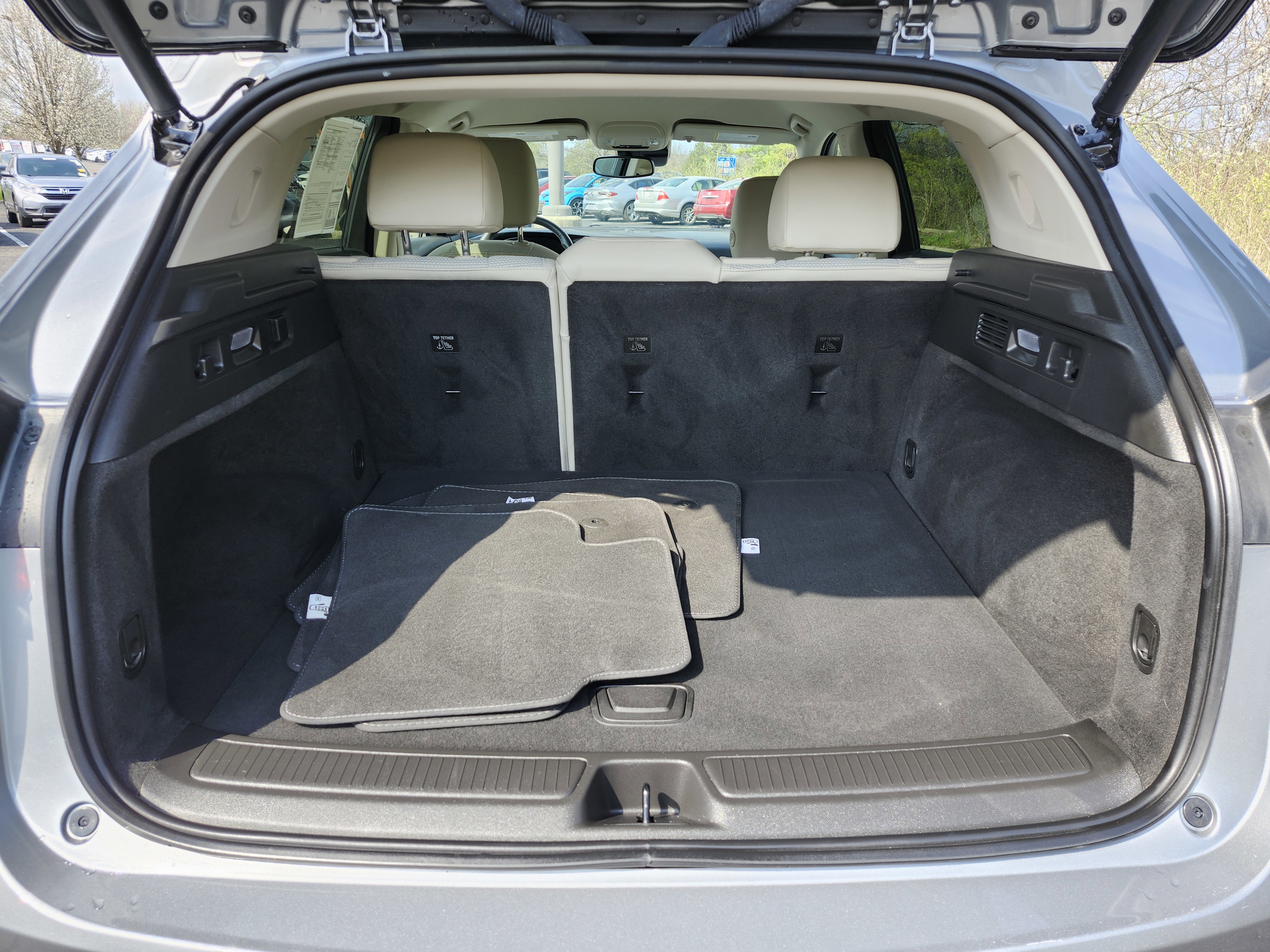 Used 2023 Buick Envision Preferred image 24